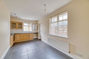 Dining Kitchen- click for photo gallery